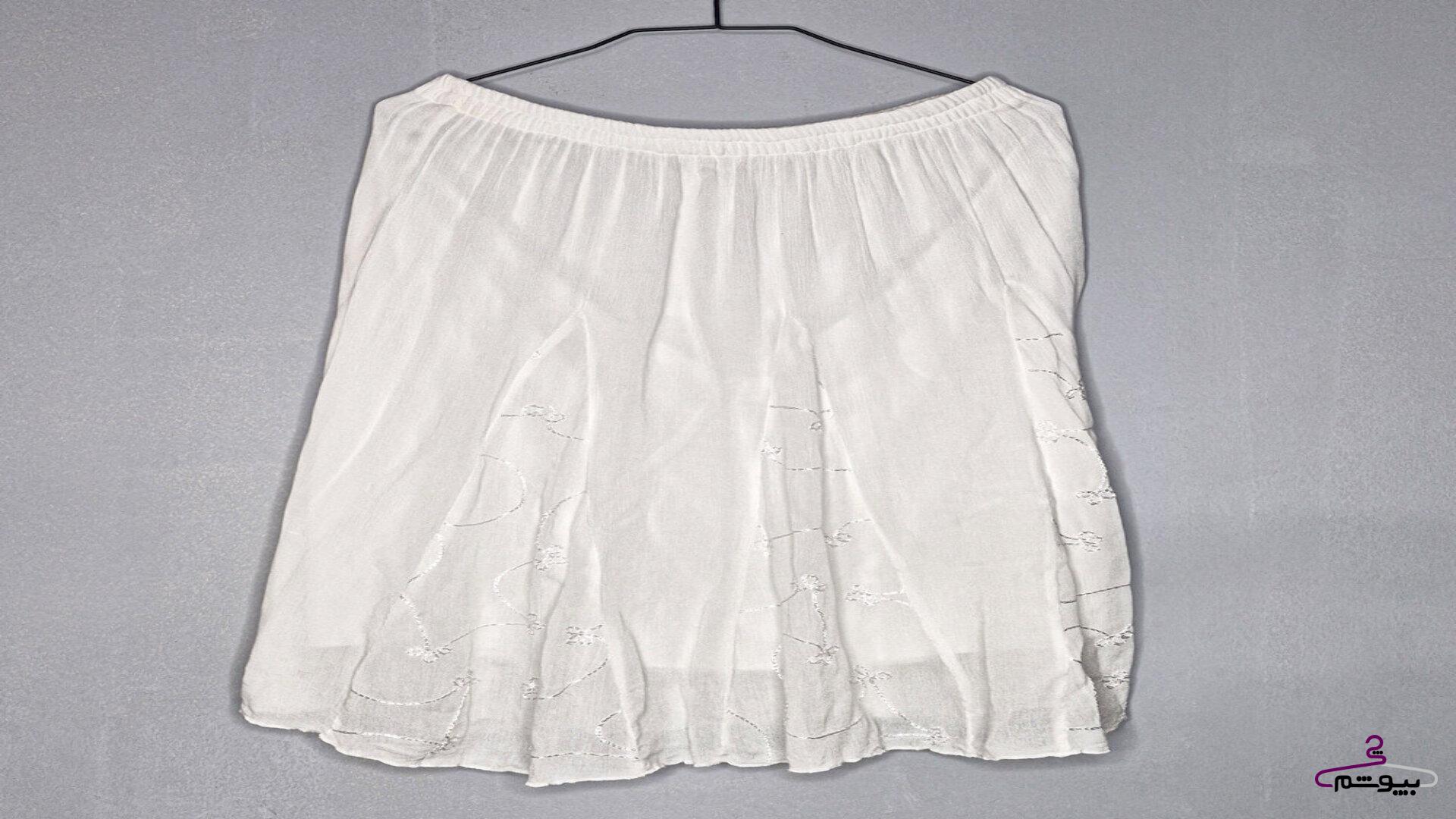 دامن سفید خامه‌دوزی جنس کرپ حریر